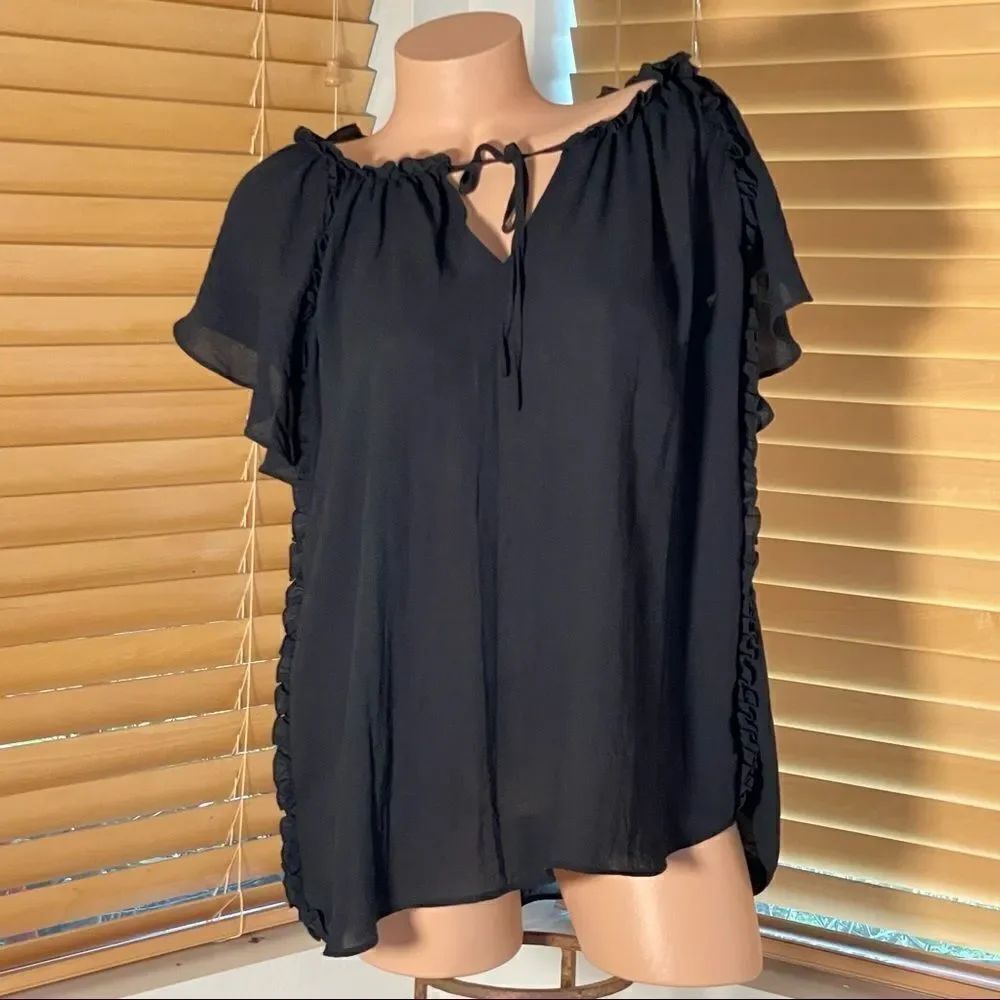 NWT Worthington Black Chiffon short Sleeve Lose Beautiful Neck Tie Blouse Top
